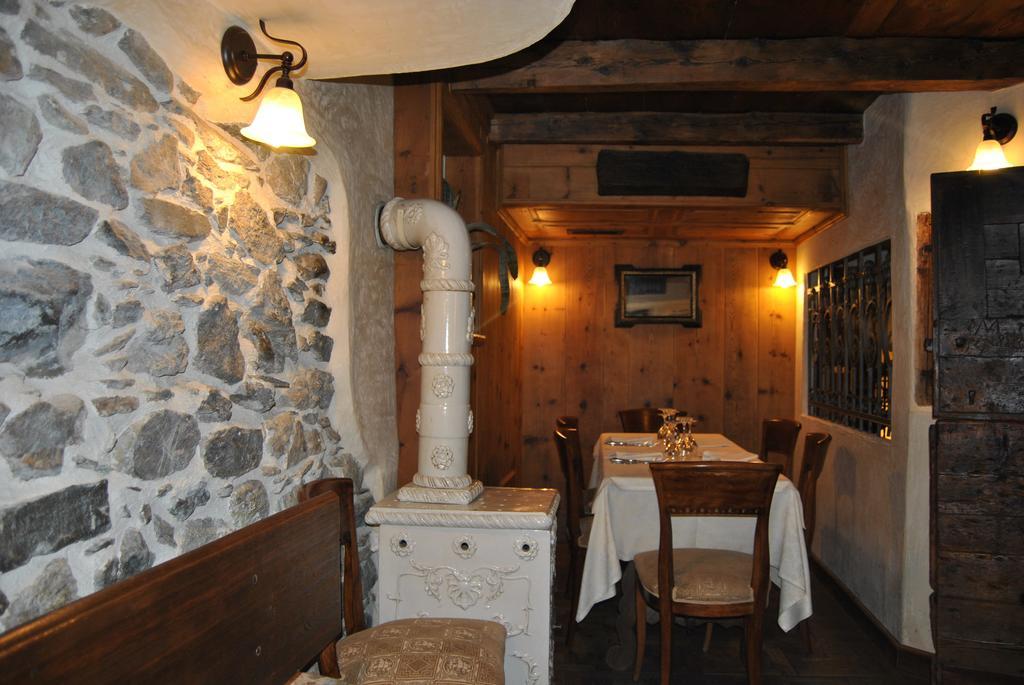 Casa Vacanza La Rocca Киеза ин Валмаленко Екстериор снимка