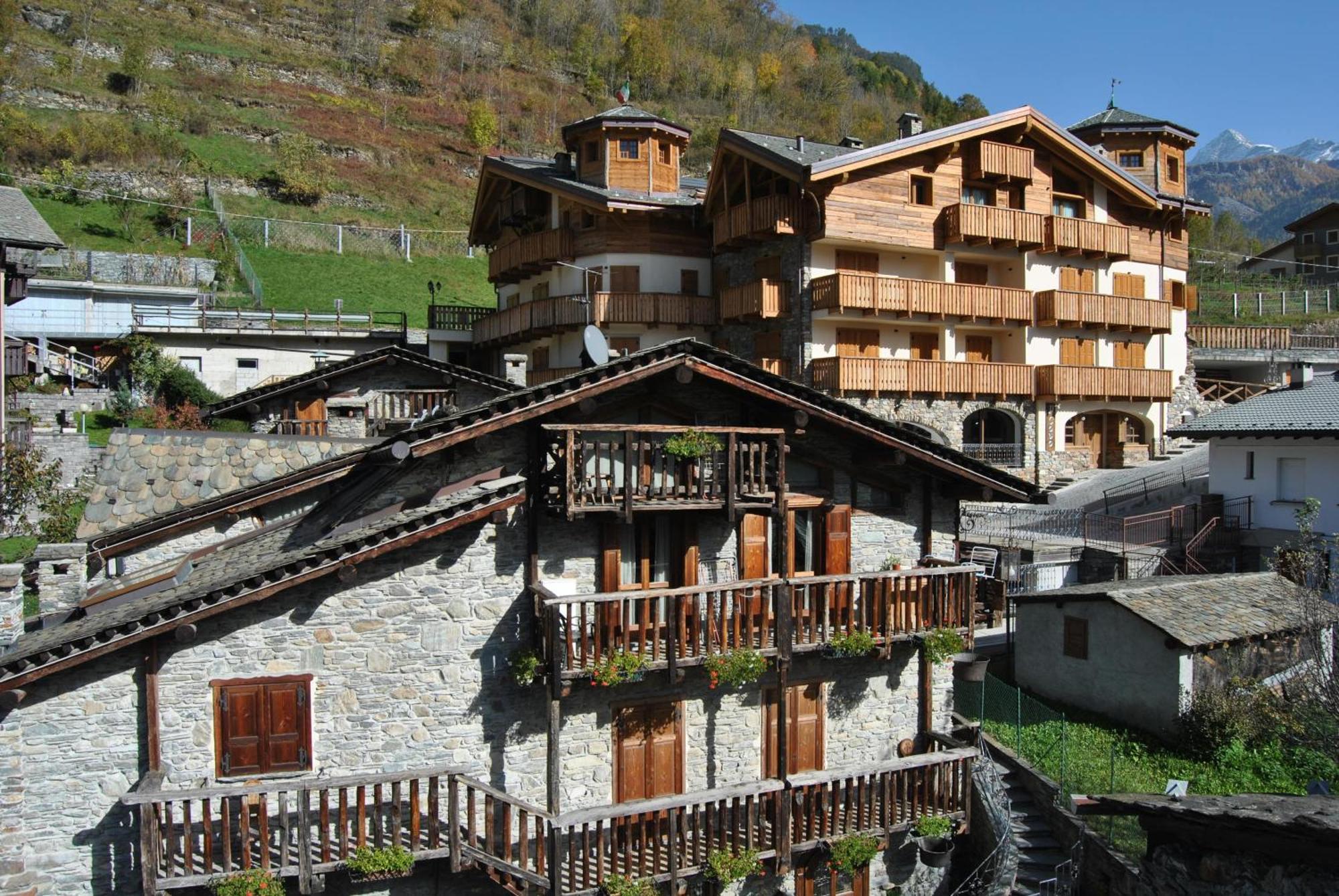 Casa Vacanza La Rocca Киеза ин Валмаленко Екстериор снимка